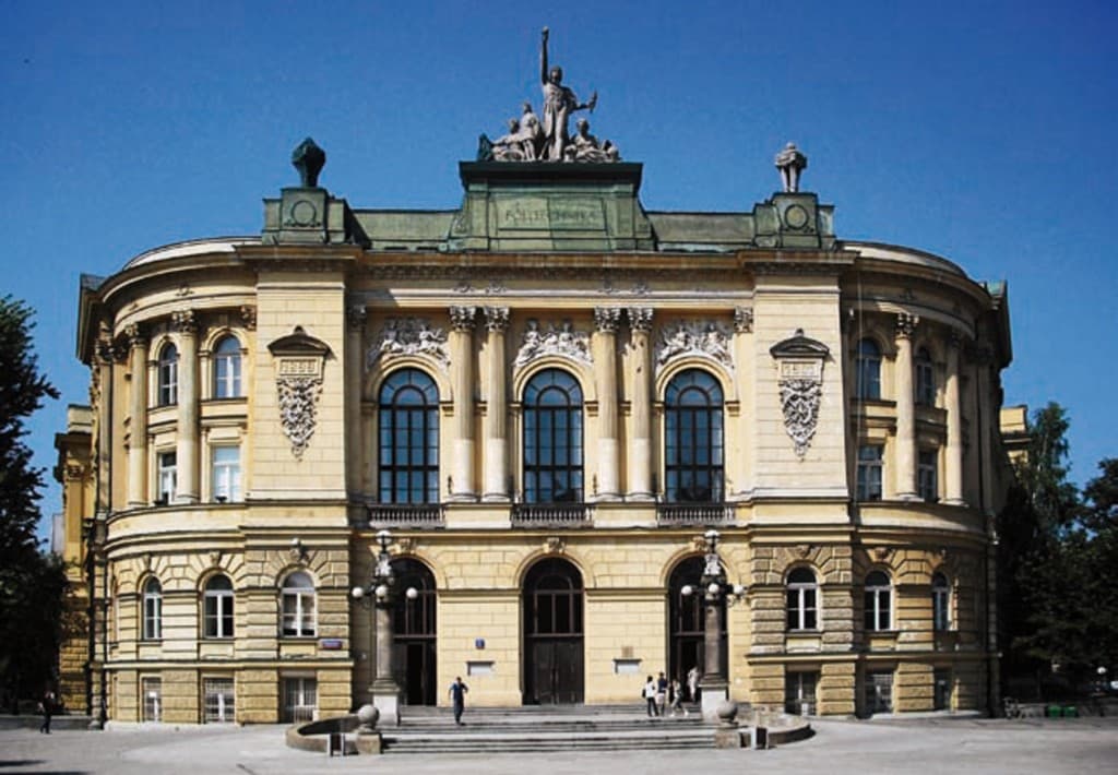 Varşova Üniversitesi kampüs görüntüsü